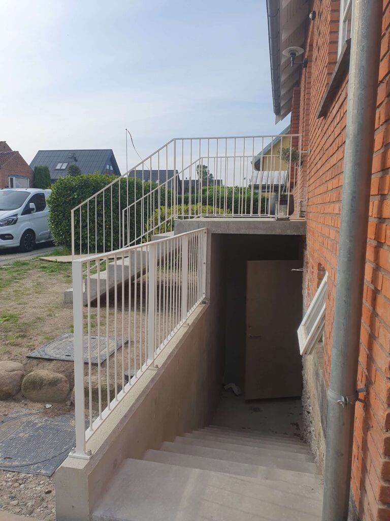 betontrappe til kælder